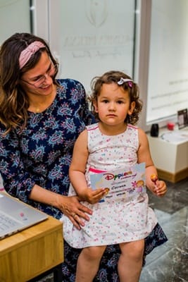 Nagroda w formie dyplomu dla dziecka za przekłucie uszu. Klinika Piękna Agnieszka Panek w Toruniu.